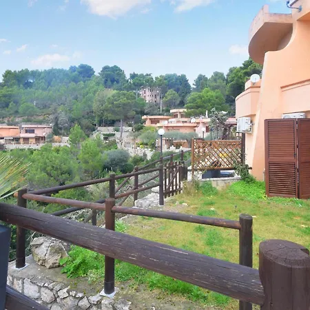 Apartment 1 Bedroom Awesome In